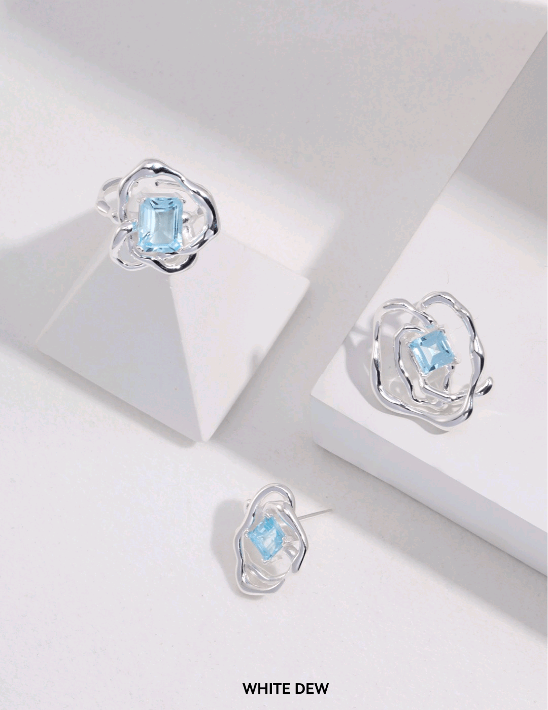 Topaz rings